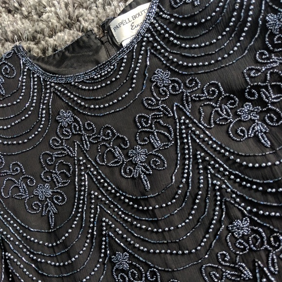 ❌ Black vintage beaded silk top - Picture 2 of 5